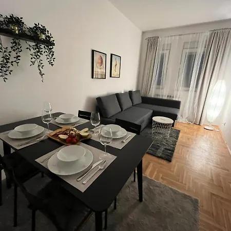 Apartment Ana - City Center Βελιγράδι Εξωτερικό φωτογραφία